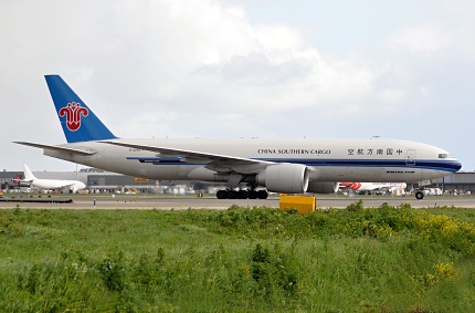 oeing 777-F1B, China Southern, B-2042, 14.4.2014