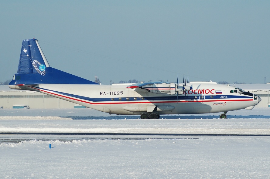 Antonov An-12, RA-11025, 16.12.2010