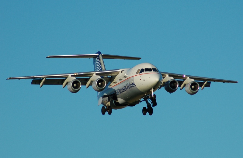 Avro RJ 85, OO-DJL, Praha 18.8.2006