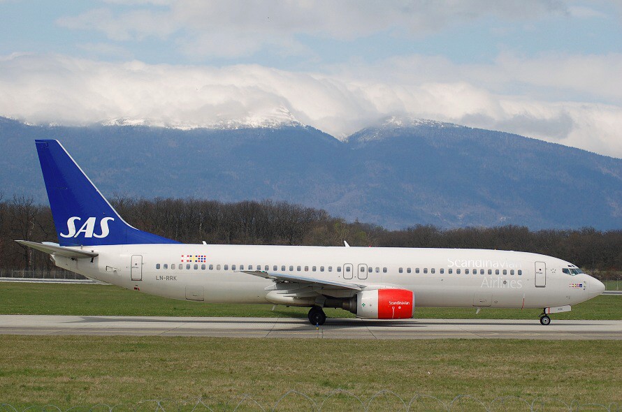 Boeing 737-883, LN-RRK, eneva 12.4.2008