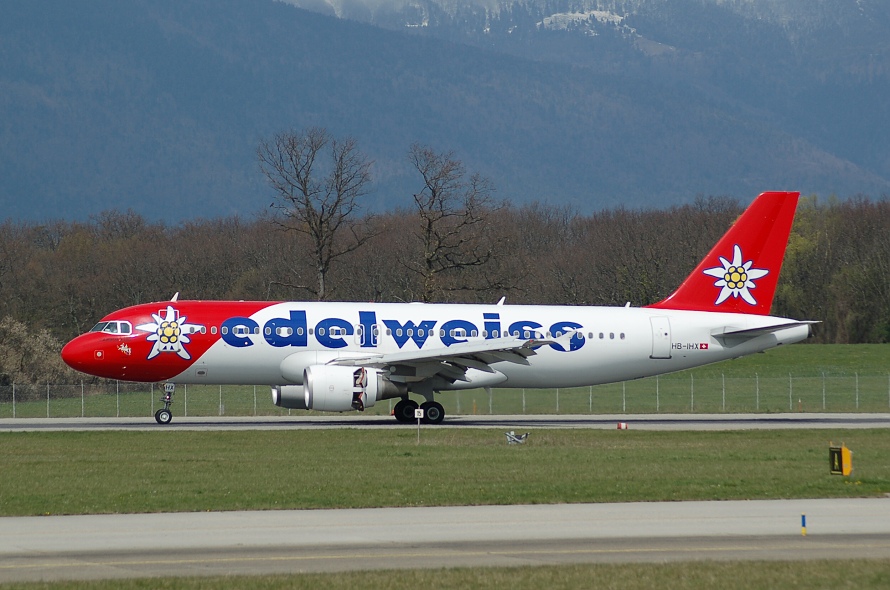 Airbus A320-214, HB-IHX, eneva 12.4.2008