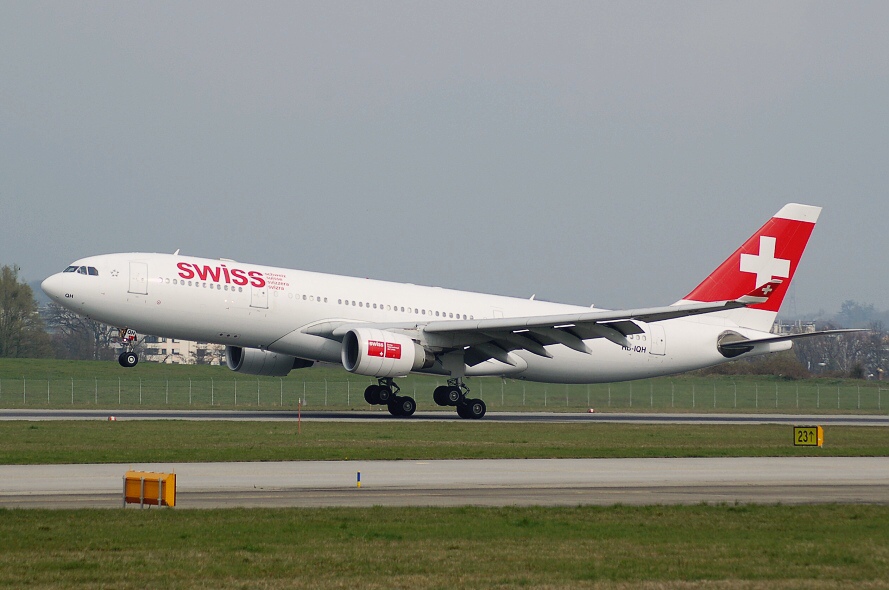 A330-223, HB-IQH, eneva 12.4.2008