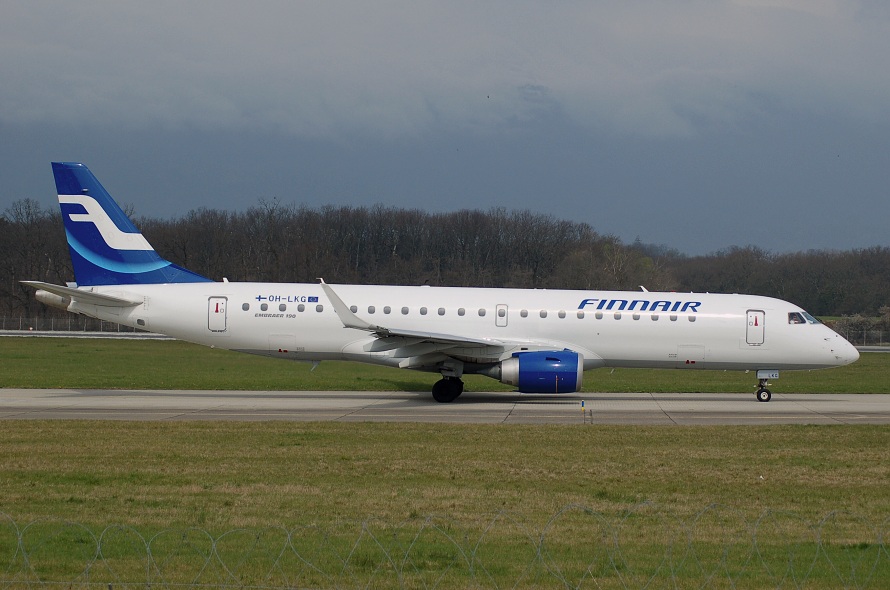 Embraer 190LR, OH-LKG, eneva 12.4.2008