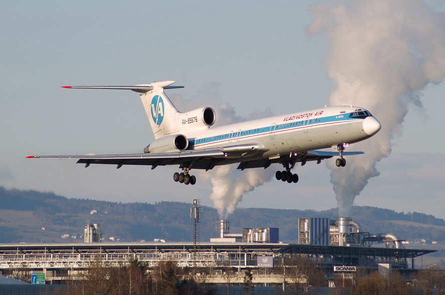 Tu-154M, RA-85676, Salzburg 16.2.2008