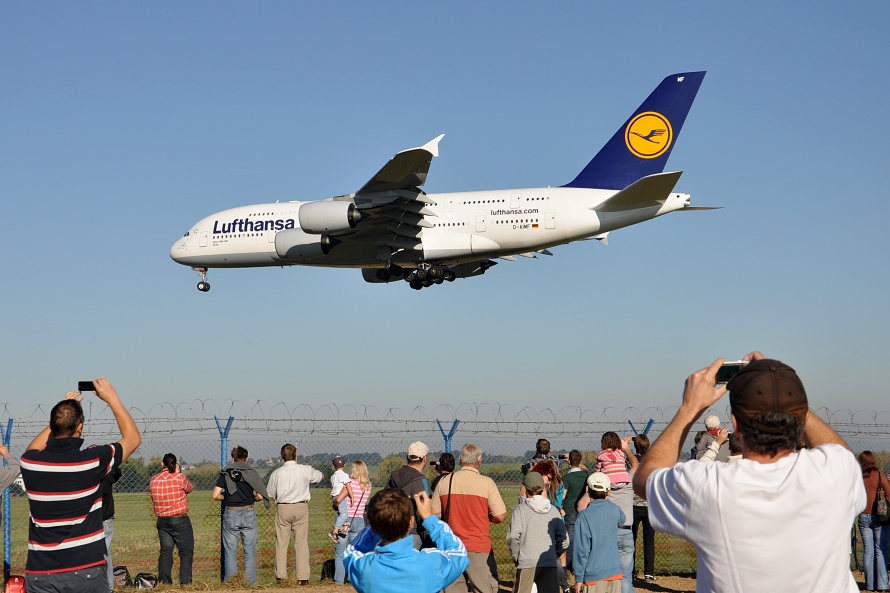 Airbus A380-841, D-AIMF, 2.10.2011