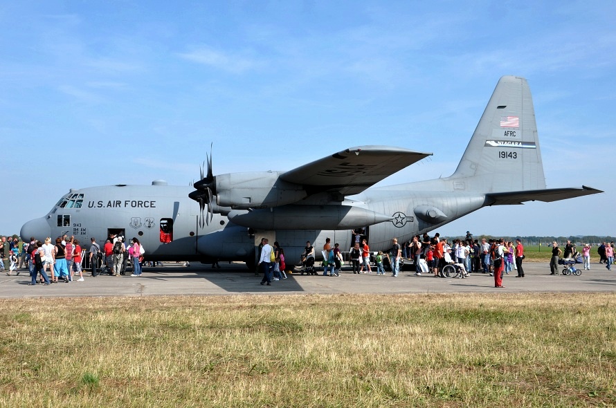 C-130H, 91-9143, Ostrava 25.9.2011