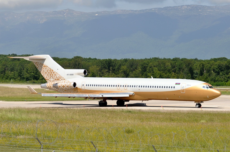 Boeing 727-251, 4K-8888, 1.6.2012