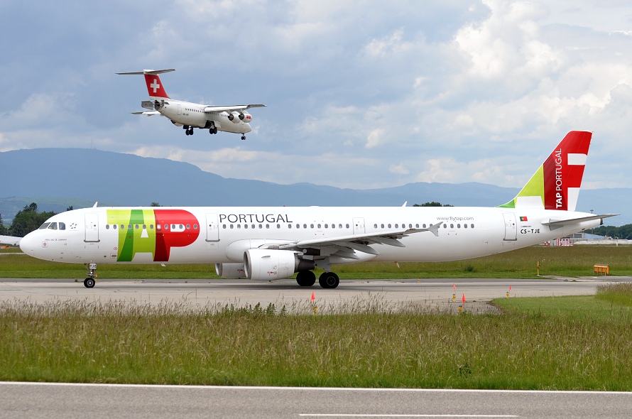 Airbus A321-211, CS-TJE, 31.5.2012