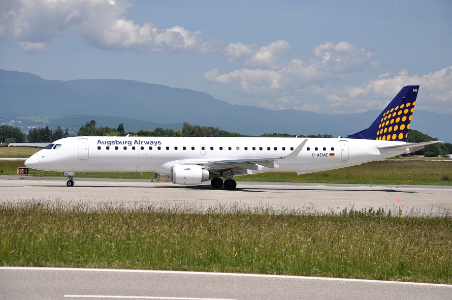 Embraer 195LR, D-AEME, 2.6.2012