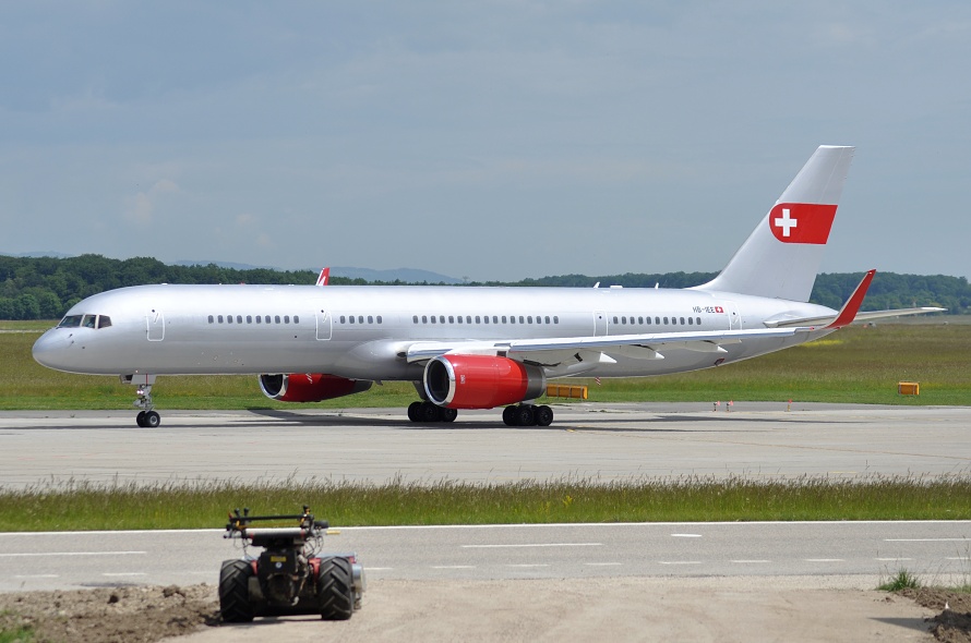 Boeing 757-23A, HB-IEE, 31.5.2012