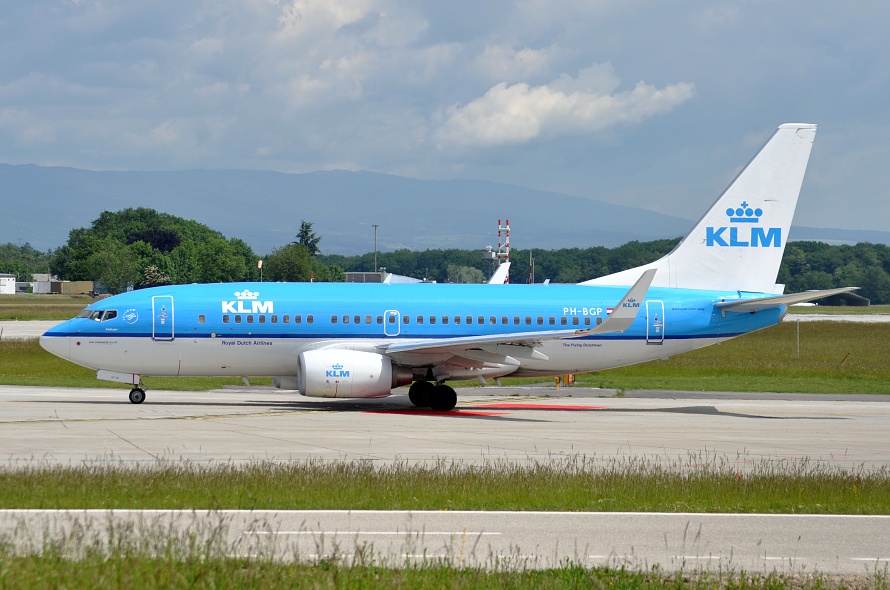 Boeing 737-7K2, PH-BGP, 31.5.2012