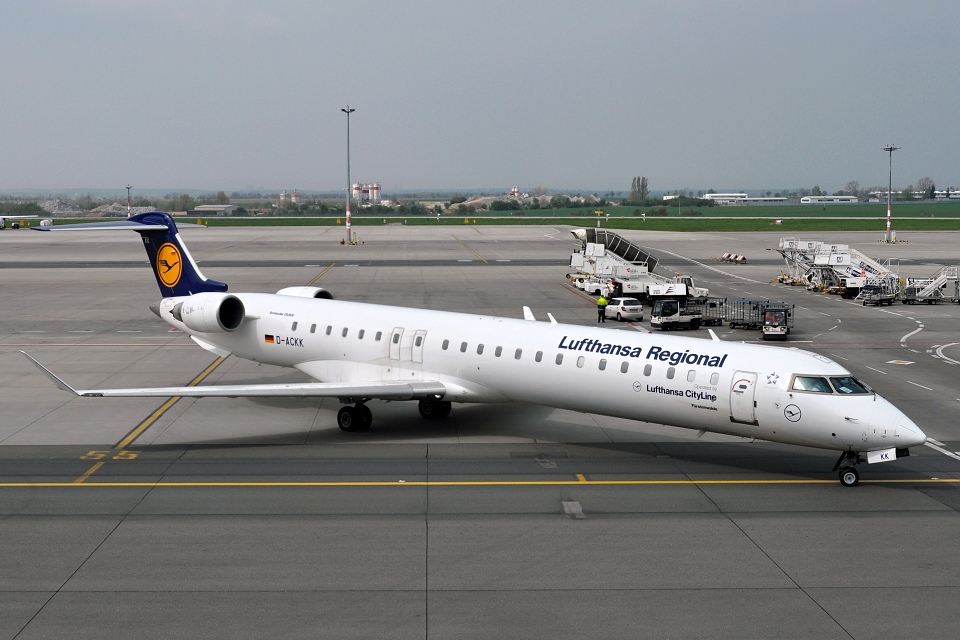 CRJ-900, LH Regional, D-ACKK, 12.4.2014