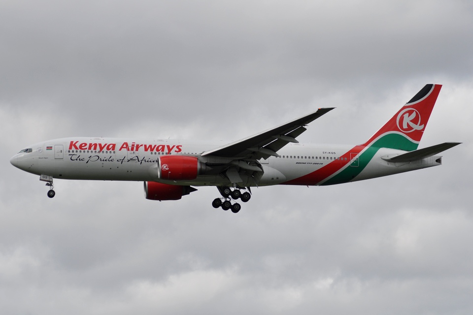 Boeing 777-2U8 ER, Kenya Airways, 5Y-KQS, 13.4.2014