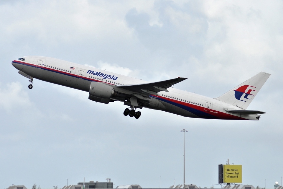 Boeing 777-2H6-ER, Malaysia, 9M-MRM, 14.4.2014