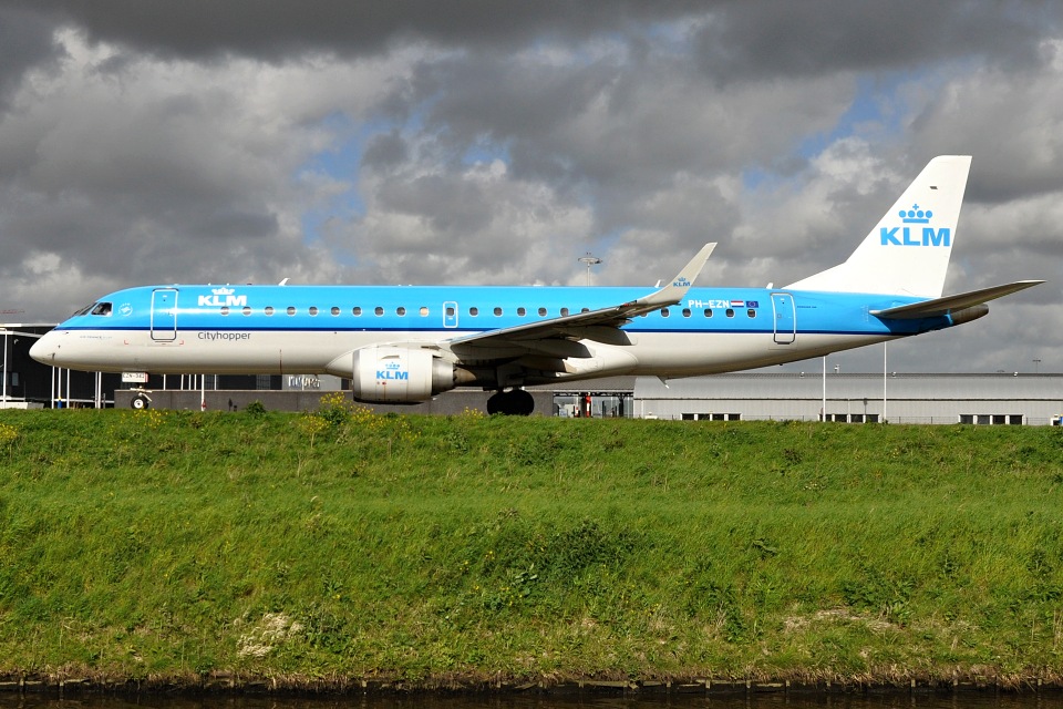 Embraer 190, KLM Cityhopper, PH-EZN, 14.4.2014