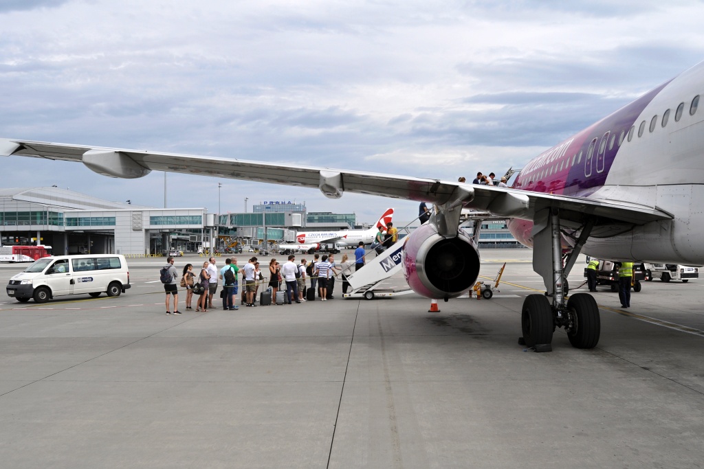 Airbus A320-232, Wizzair, HA-LWK, 19.7.2015