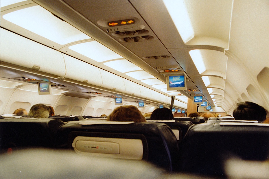 Airbus A321-111, HB-IOE, 23.12.1997