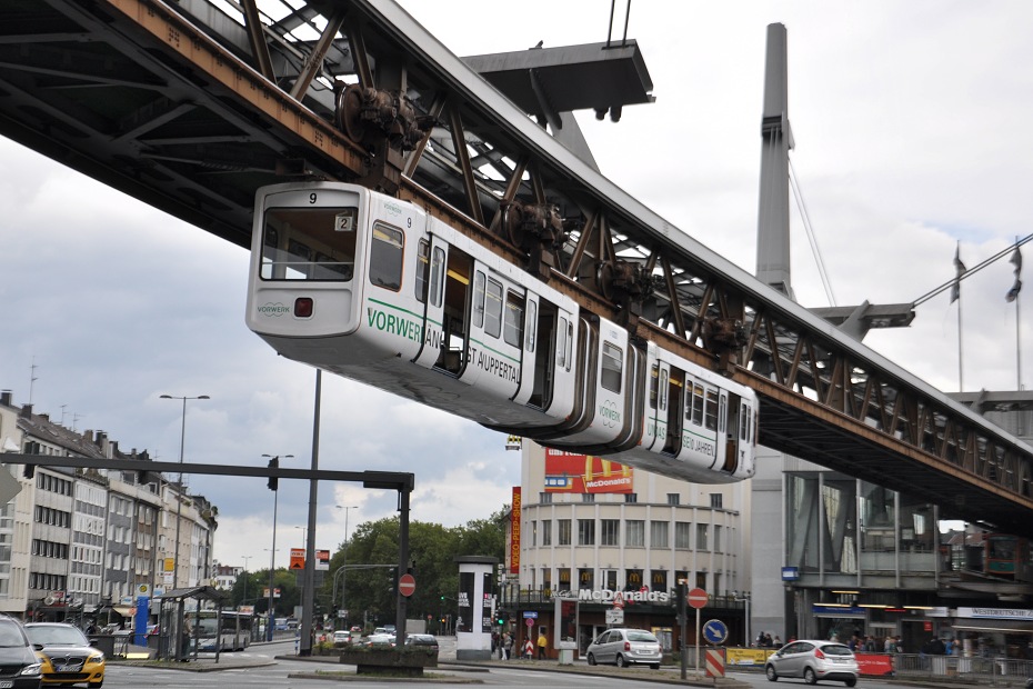 Schwebebahn, ev. . 9, 19.9.2013