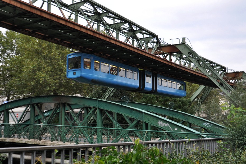 Schwebebahn, ev. . 11, 18.9.2013