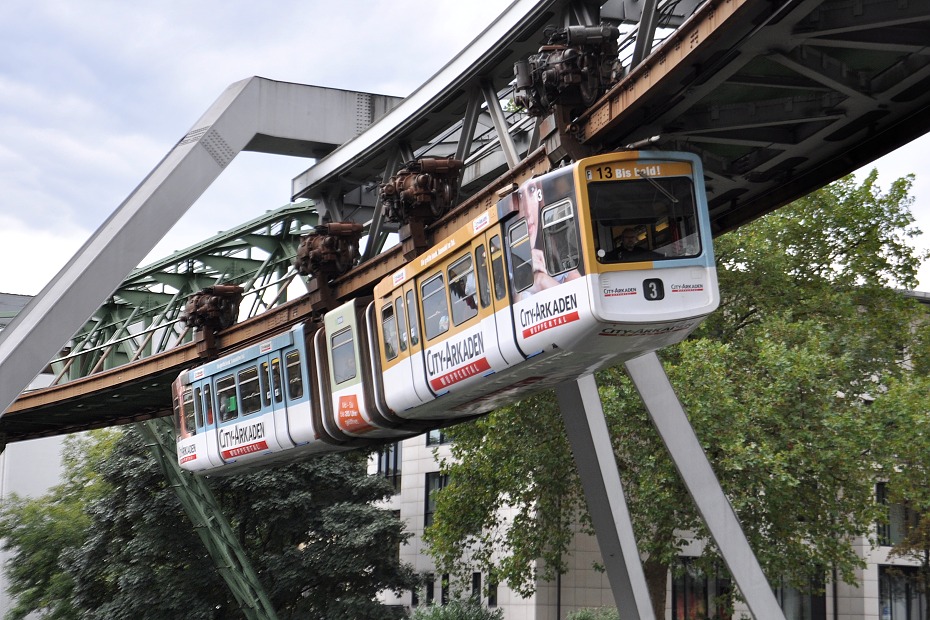 Schwebebahn, ev. . 13, 19.9.2013