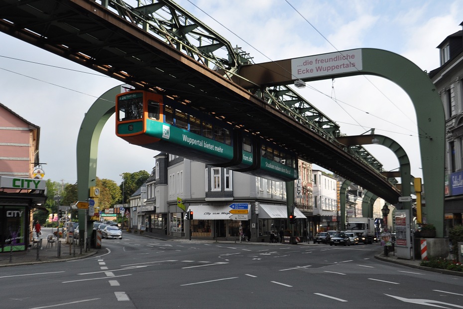 Schwebebahn, ev. . 24, 19.9.2013