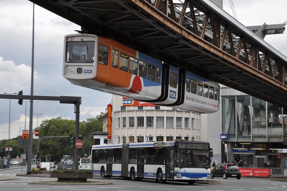 Schwebebahn, ev. . 27, 19.9.2013