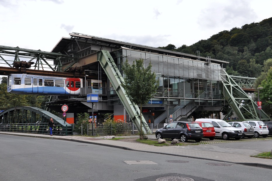 Schwebebahn, Pestalozzistrasse, 19.9.2013