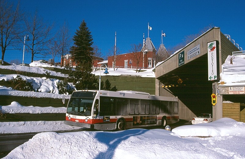 Nova Bus LFS, 0202, 27.12.2004