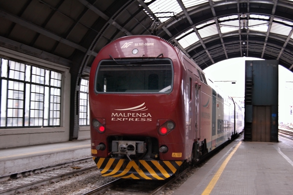 EA 761.008 Malpensa Express, Mi-Centrale 29.1.2011