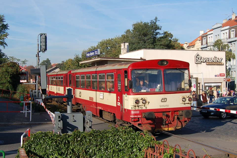 810.270, Praha - Dejvice 9.10.2006